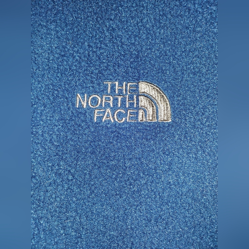 The North Face Cozy Blue Fleece Vest - Picture 7 of 7